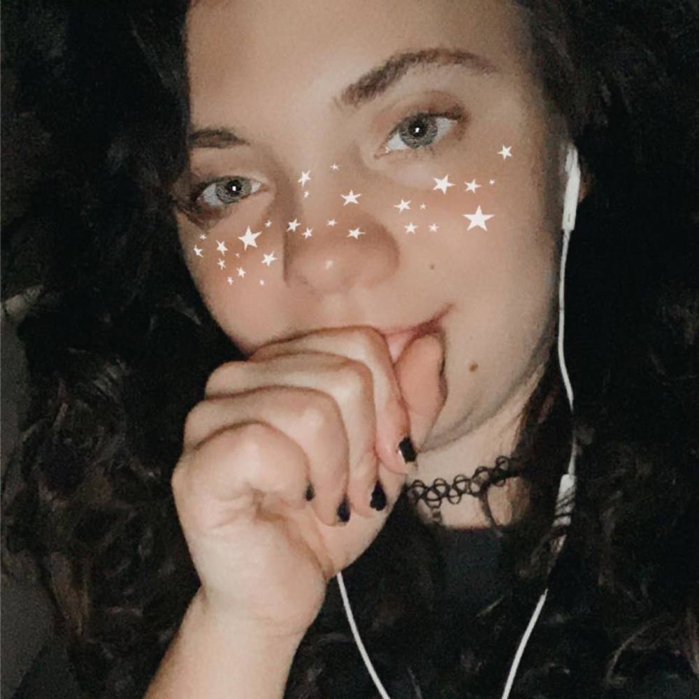 Meet your Posher, Kayla